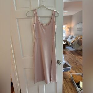 Elegant Pink Sleeveless Dress